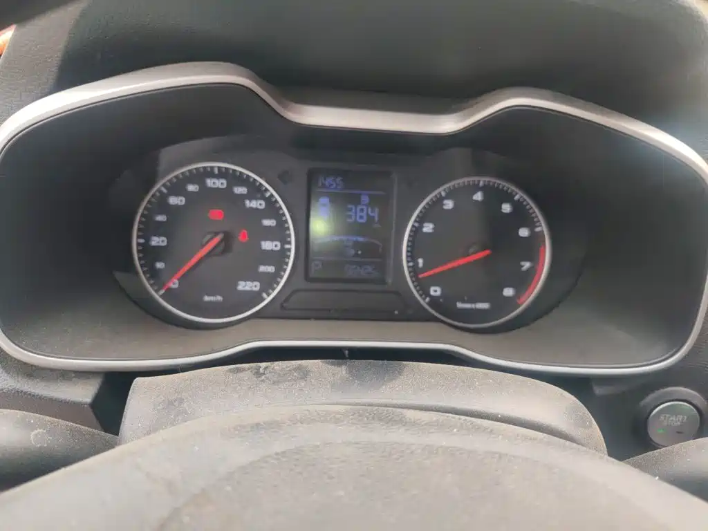 MG ZS 1.5 L Auto Luxury CN-V