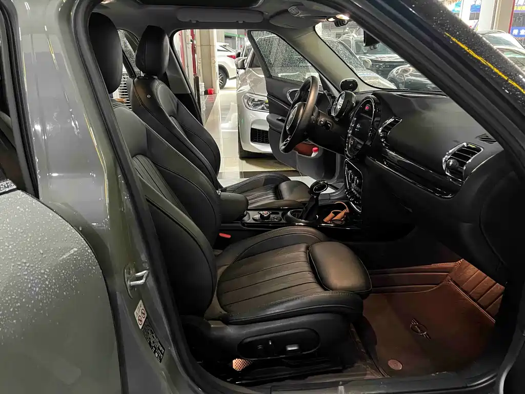 MINI CLUBMAN 2.0 T COOPER S Artist