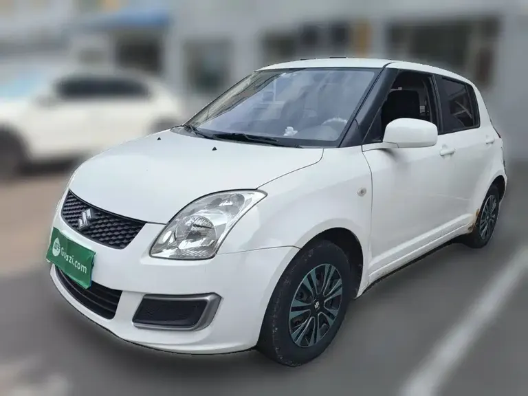 Suzuki Swift 1.3 L Manual Standard