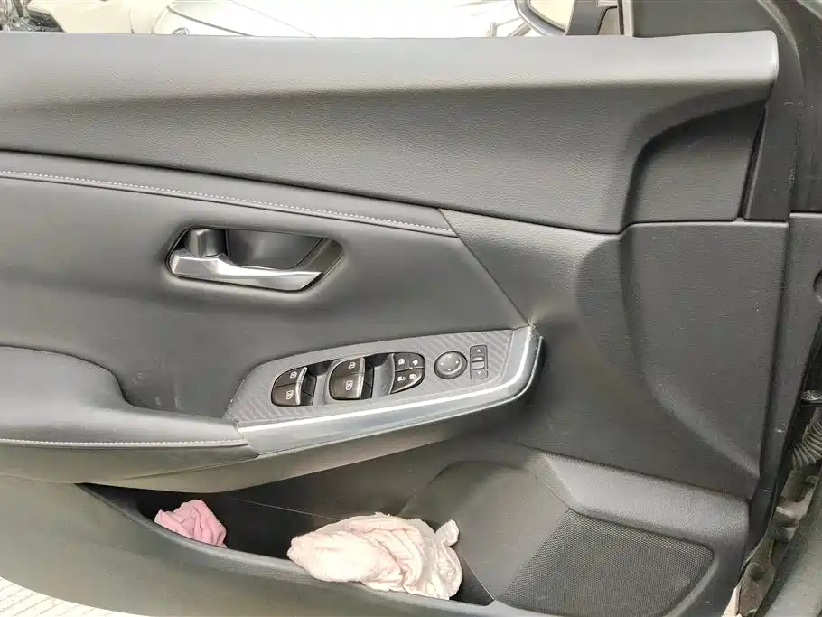 Sylphy 1.6 L XL CVT Joy
