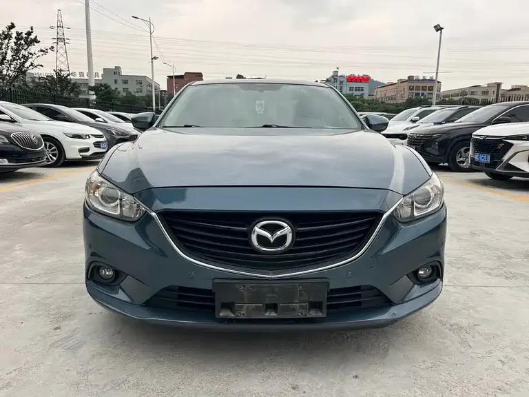Mazda Atenza 2.0 L Blue Sky Luxury