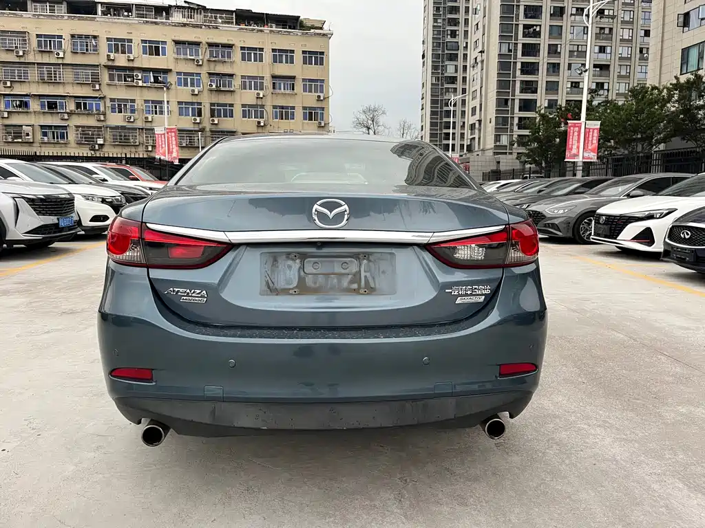 Atenza 2.0 L Blue Sky Luxury