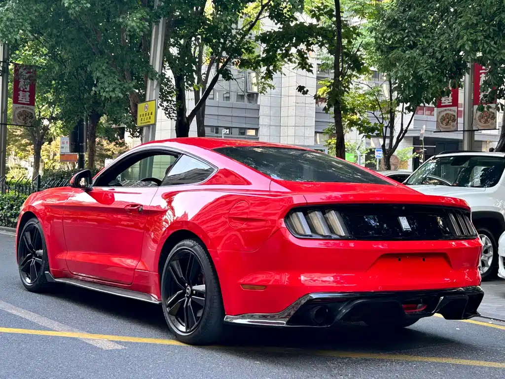 Mustang 2.3 T Performance