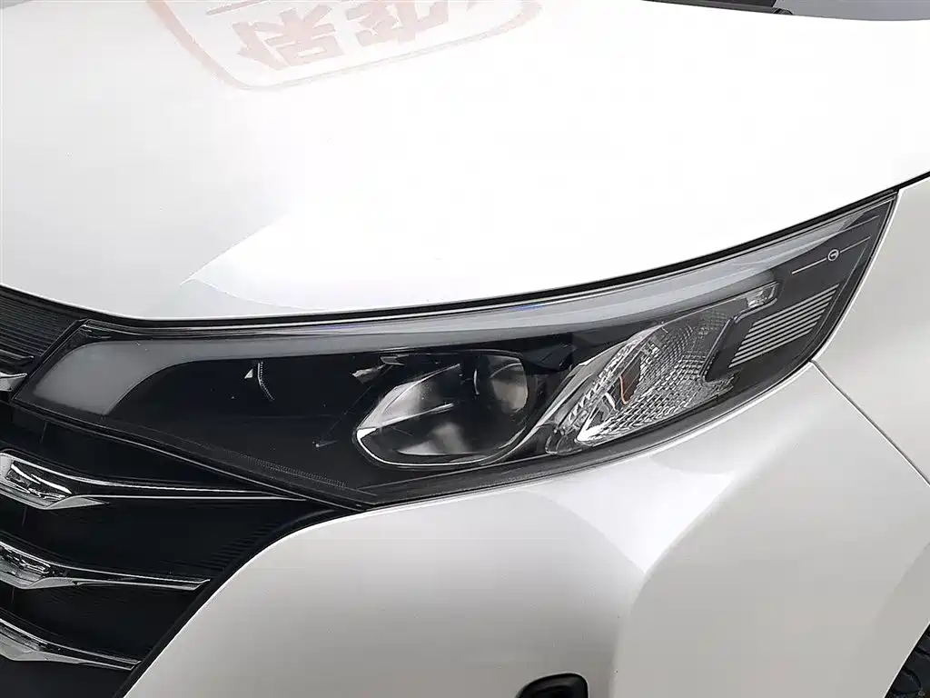 GAC Trumpchi M6 传祺M6 2019款 270 T DCT尊荣版（七座）国VI
