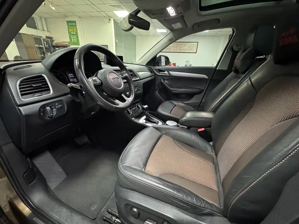 Audi Q3 30 TFSI Sport