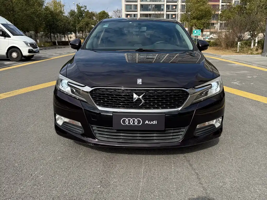 DS 5 LS 1.6 T Style THP160