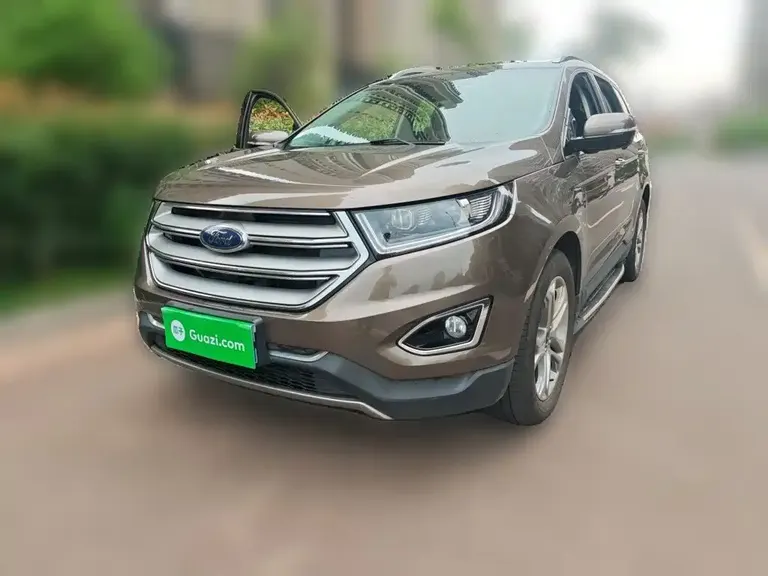 Ford Edge EcoBoost 245 2 WD Grand Sharp 7-seat CN-V