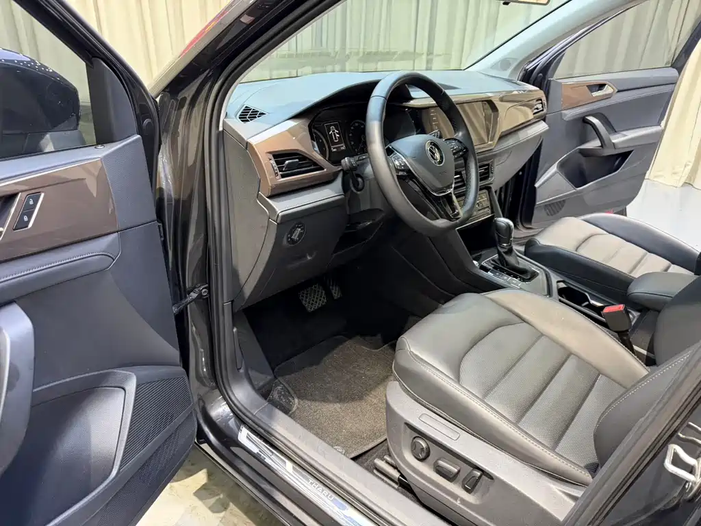 Tharu 280 TSI 2 WD Luxury PLUS