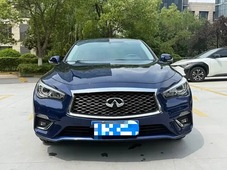 Infiniti Q50 L 2.0 T Comfort Enjoyment CN-VI