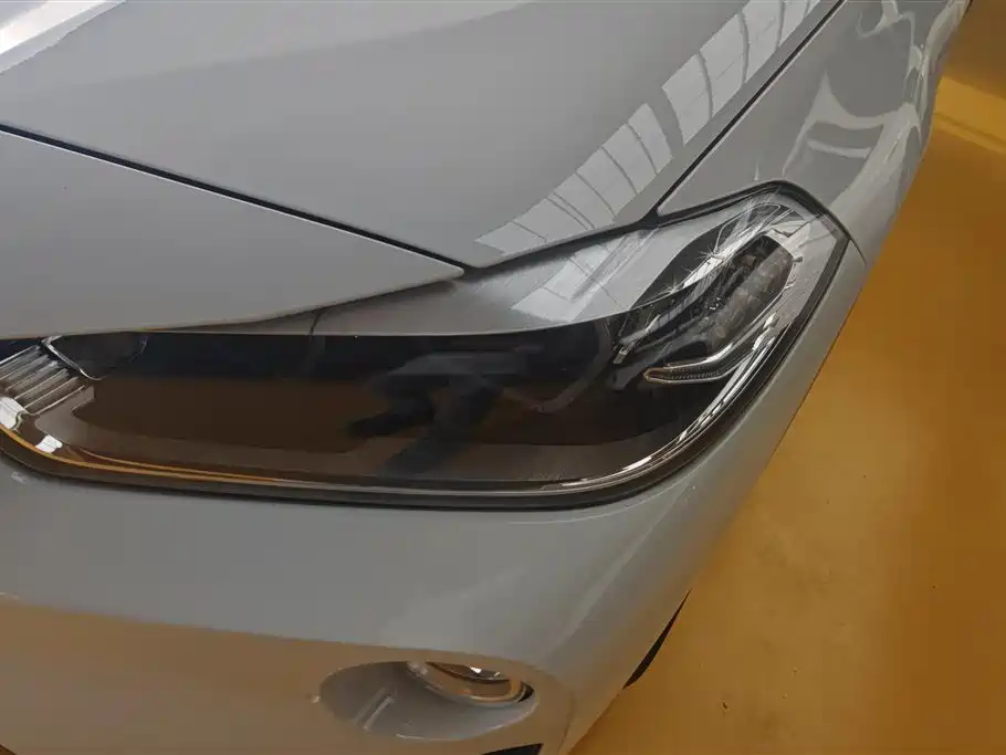 BMW X2 (Import) sDrive20 i M Offroad Package CN-V