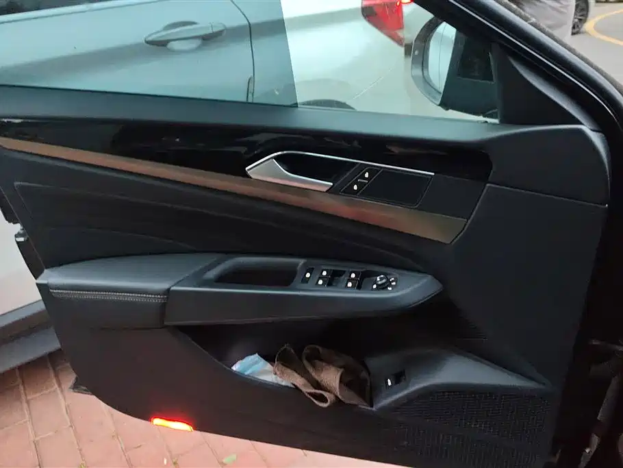 Passat 330 TSI Elite CN-VI