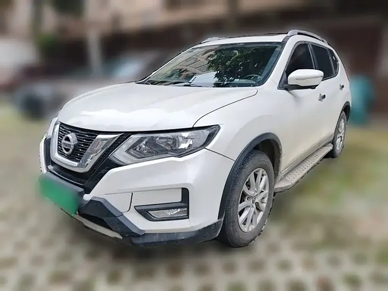 Nissan X-Trail 2.0 L CVT Comfort 2 WD