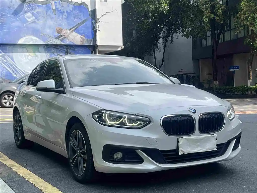 BMW 1 Series 118 i Fashion