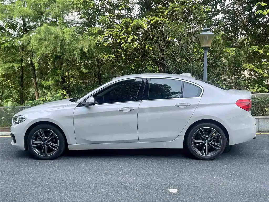 BMW 1 Series 118 i Fashion