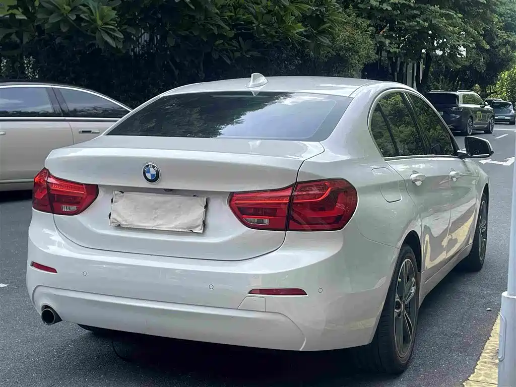 BMW 1 Series 118 i Fashion