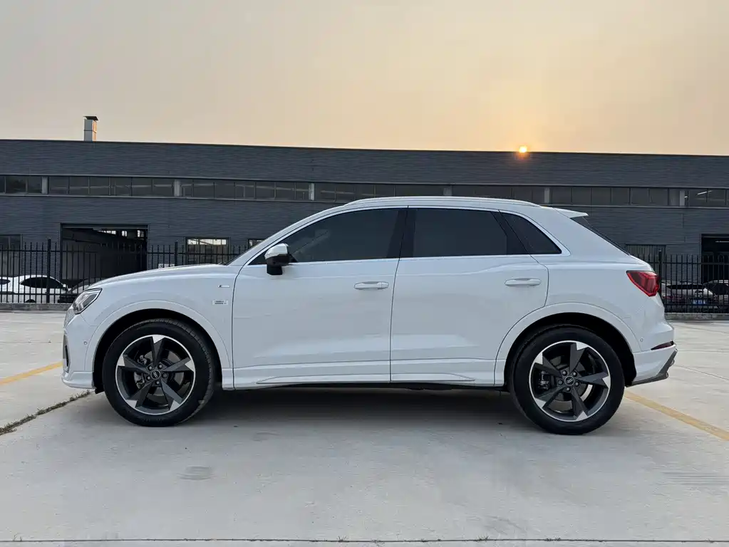 Audi Q3 35 TFSI Fashion Dynamic