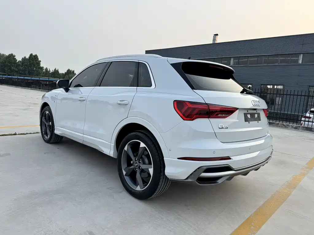 Audi Q3 35 TFSI Fashion Dynamic