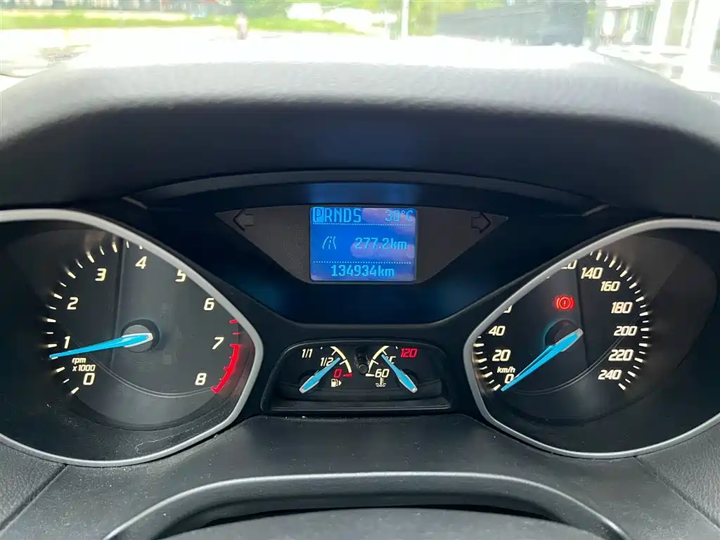Focus Hatchback 1.6 L Auto Comfort