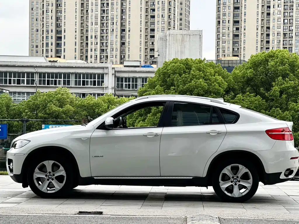 BMW X6 xDrive35 i