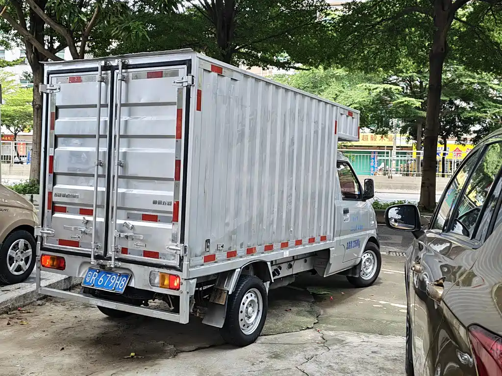 Wuling Rongguang Mini Truck 五菱荣光小卡 2021款 1.5 L标准型空调版单排L3 C