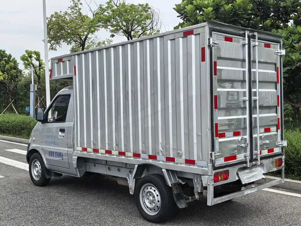 Wuling Rongguang Mini Truck 五菱荣光小卡 2021款 1.5 L标准型空调版单排L3 C