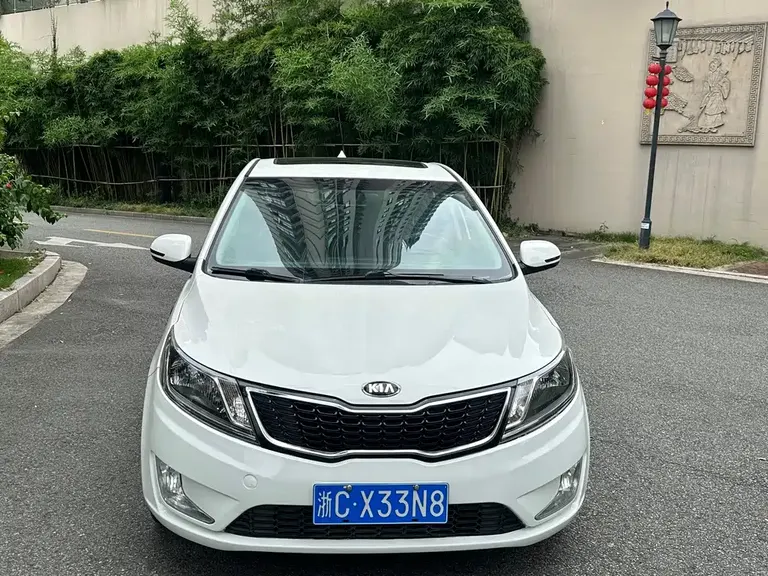 Kia K2 Hatchback 1.6 L AT Premium