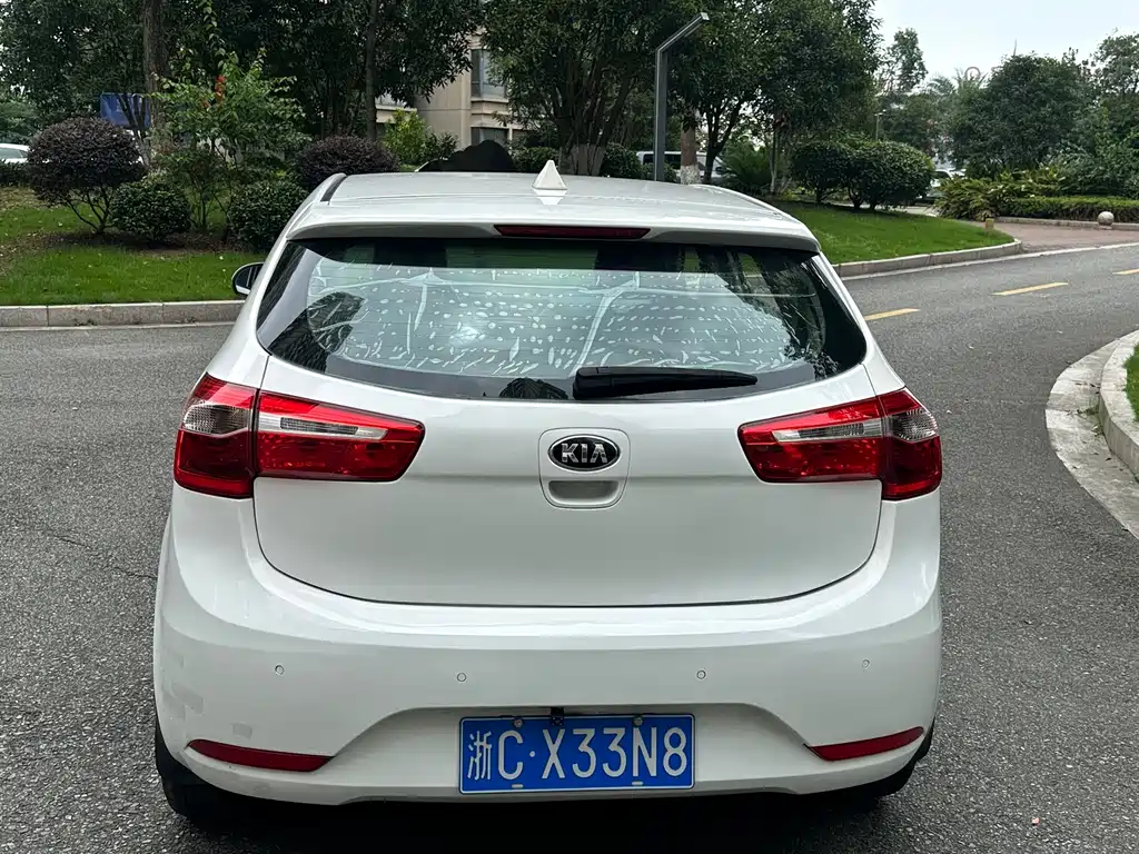 Kia K2 Hatchback 1.6 L AT Premium