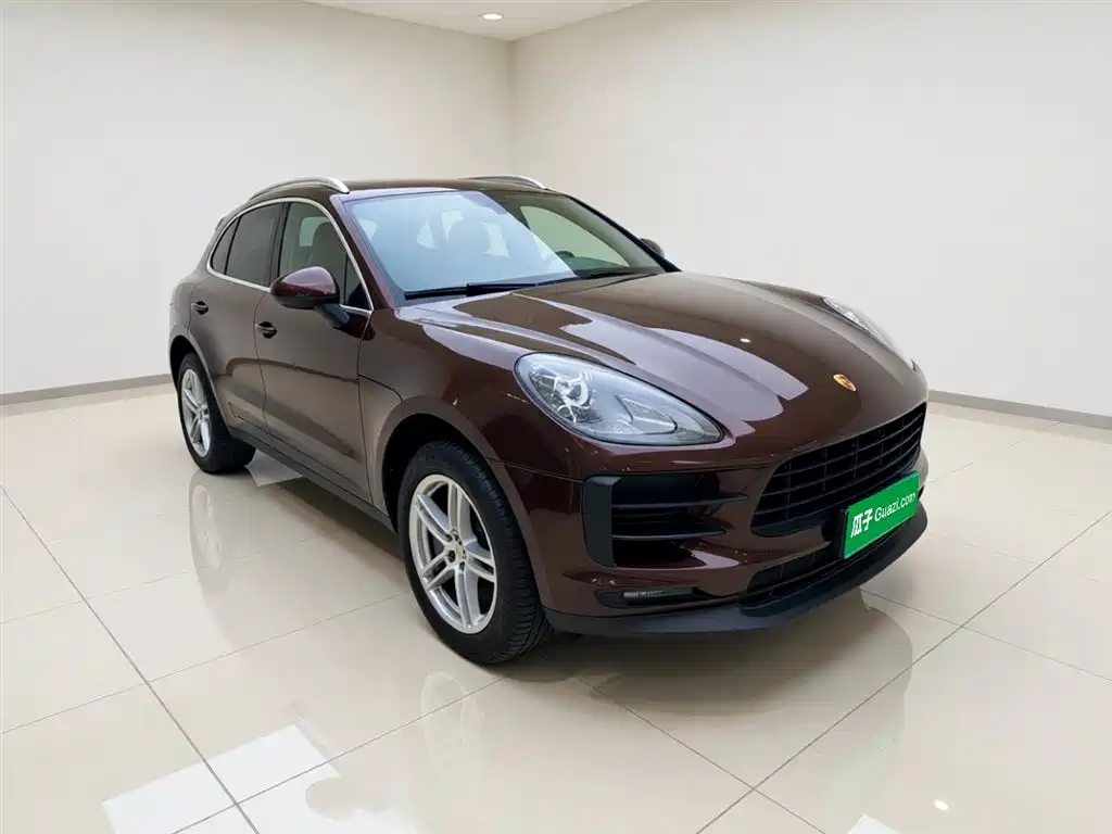 Macan Macan 2.0 T