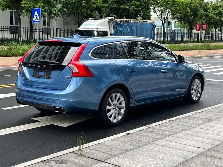 Volvo V60 T5 Smart Ease