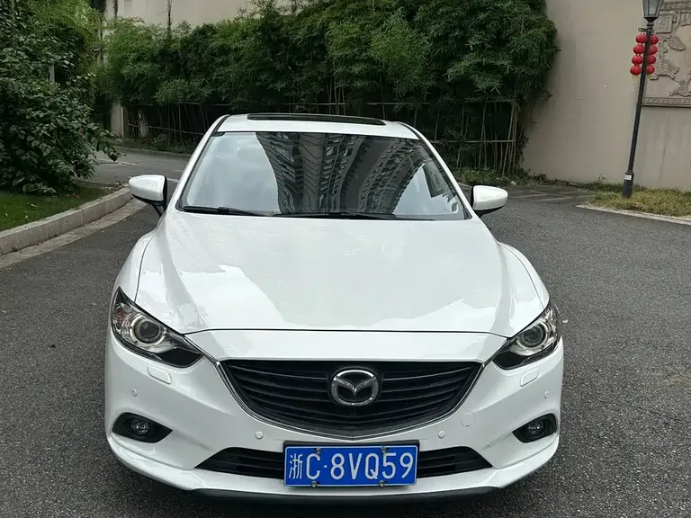 Mazda Atenza 2.5 L Blue Sky Supreme
