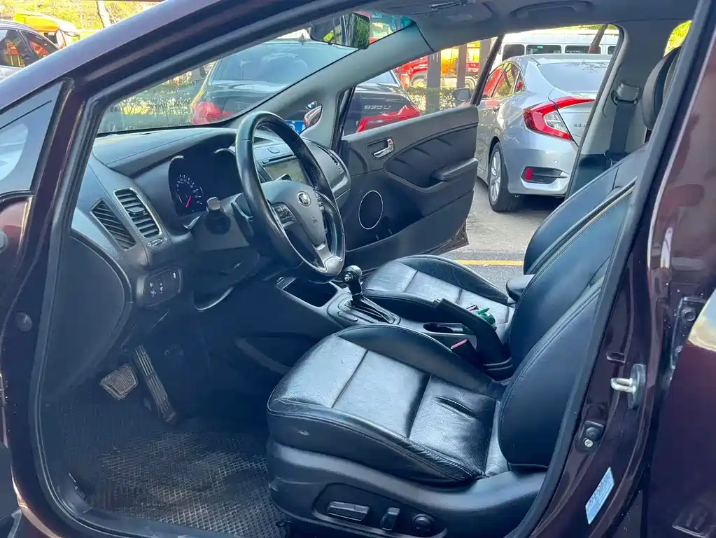 Kia K3 1.6 L Auto Premium