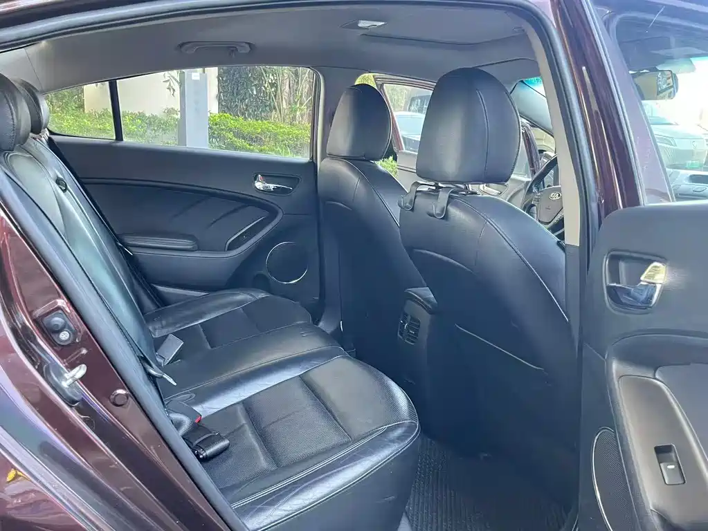 Kia K3 1.6 L Auto Premium