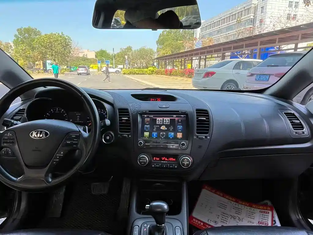 Kia K3 1.6 L Auto Premium