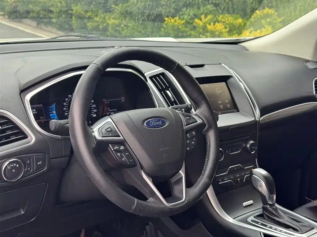 Edge 2.0 T GTDi 2 WD Grand Sharp