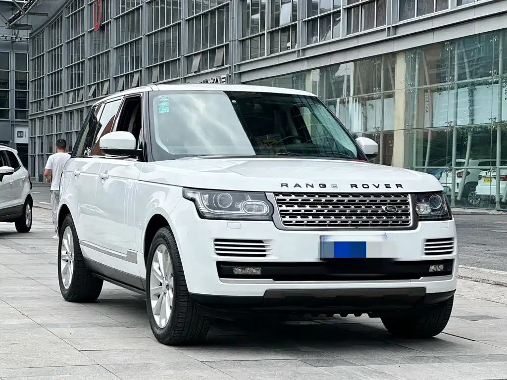 Range Rover 3.0 SC V6 Vogue