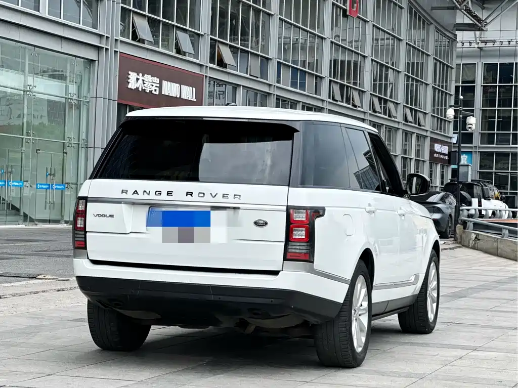 Range Rover 3.0 SC V6 Vogue