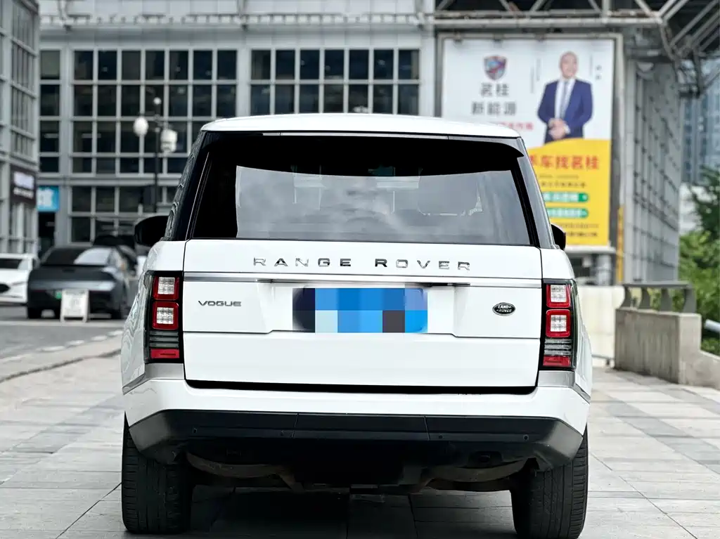 Range Rover 3.0 SC V6 Vogue