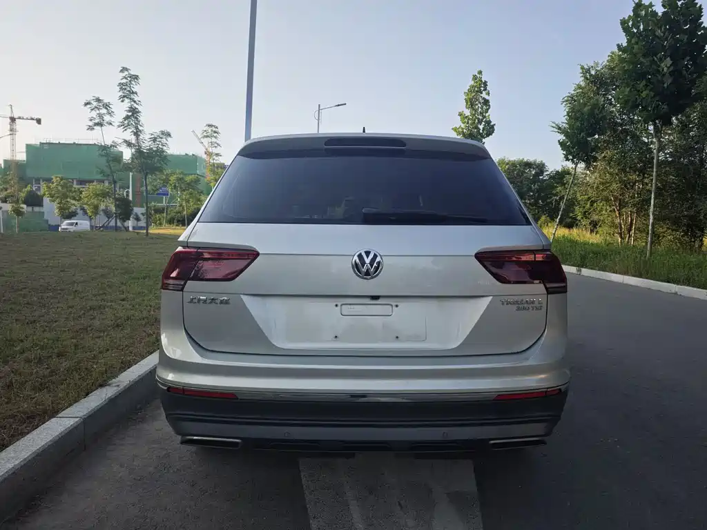 Tiguan L Facelift 380 TSI Auto 4 WD Flagship