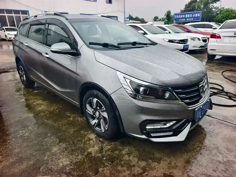 Baojun 310 W 宝骏310 W 2017款 1.5 L 手动豪华型 国V