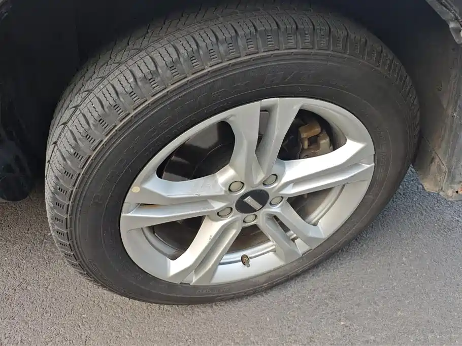 WEY VV5 1.5 T 2 WD Pioneer
