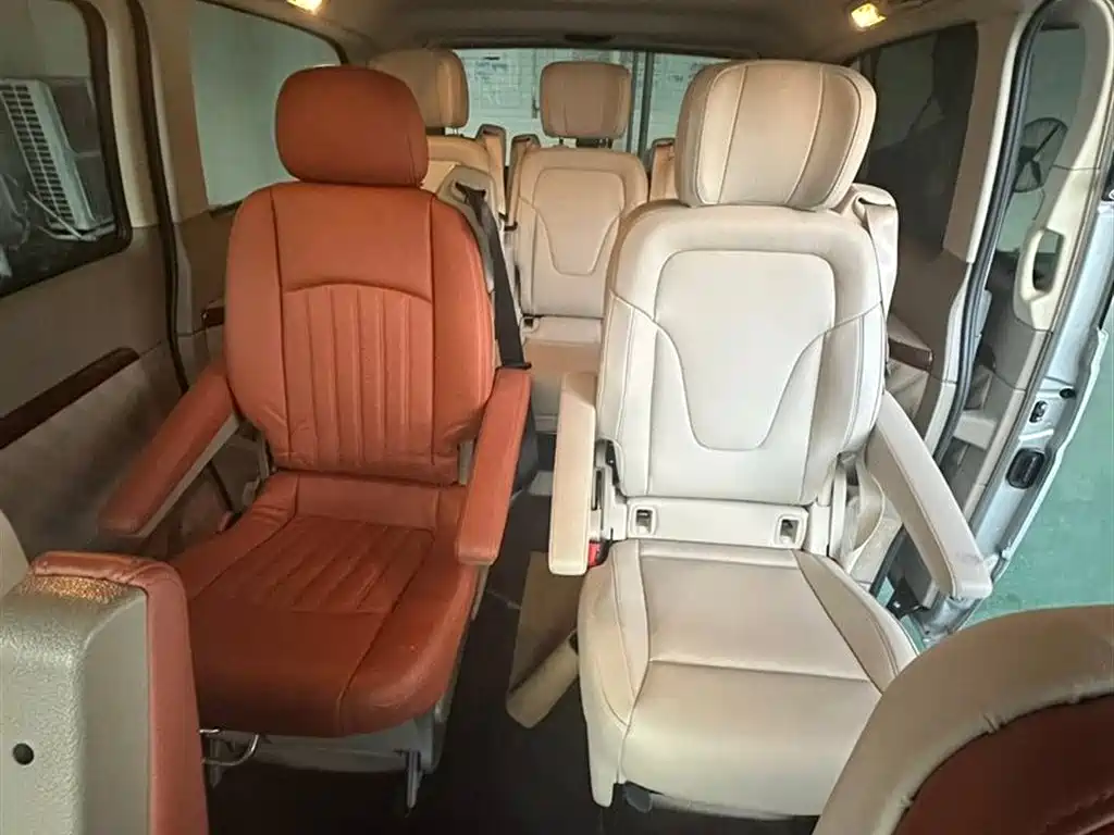 Viano 2.5 L Navigator