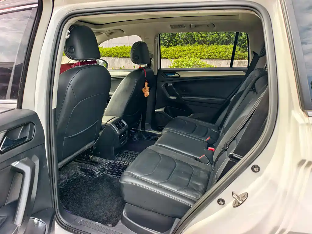 Tiguan L 330 TSI Auto 2 WD Panoramic Comfort CN-VI