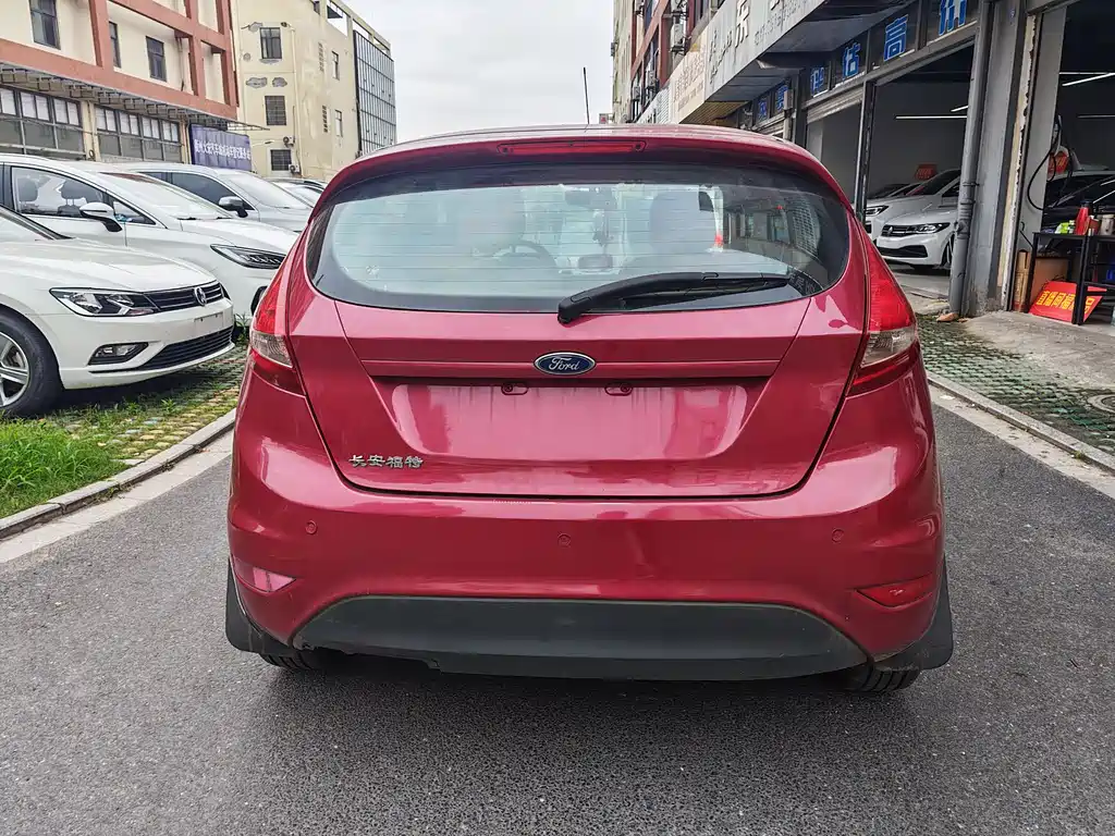 Fiesta Hatchback 1.5 L Auto Dynamic Limited