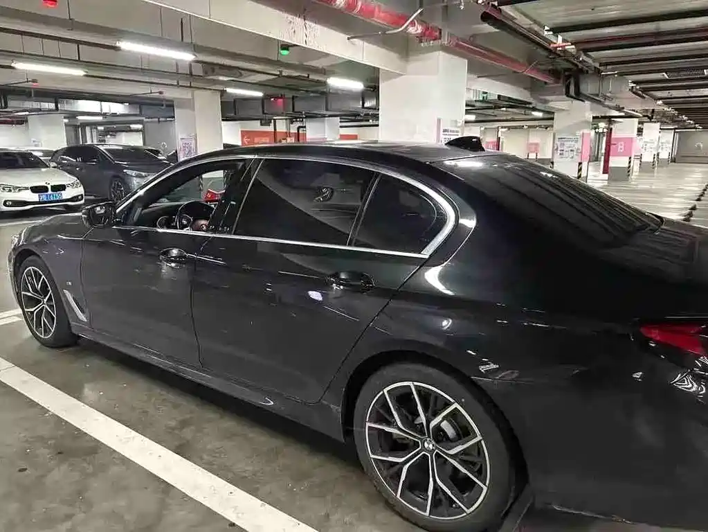 BMW 5 Series Facelift 530 Li Premium M Sport Package