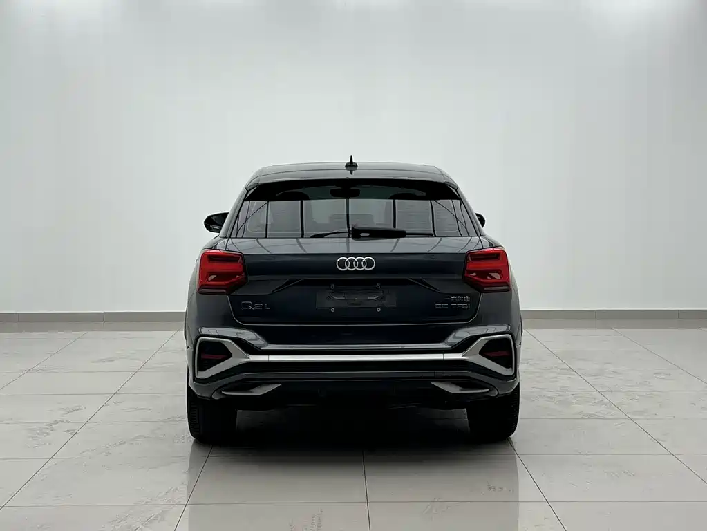 Audi Q2 L 35 TFSI Fashion Dynamic