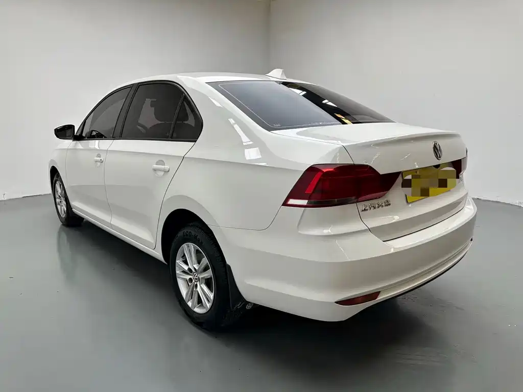 Santana 1.5 L Auto Style