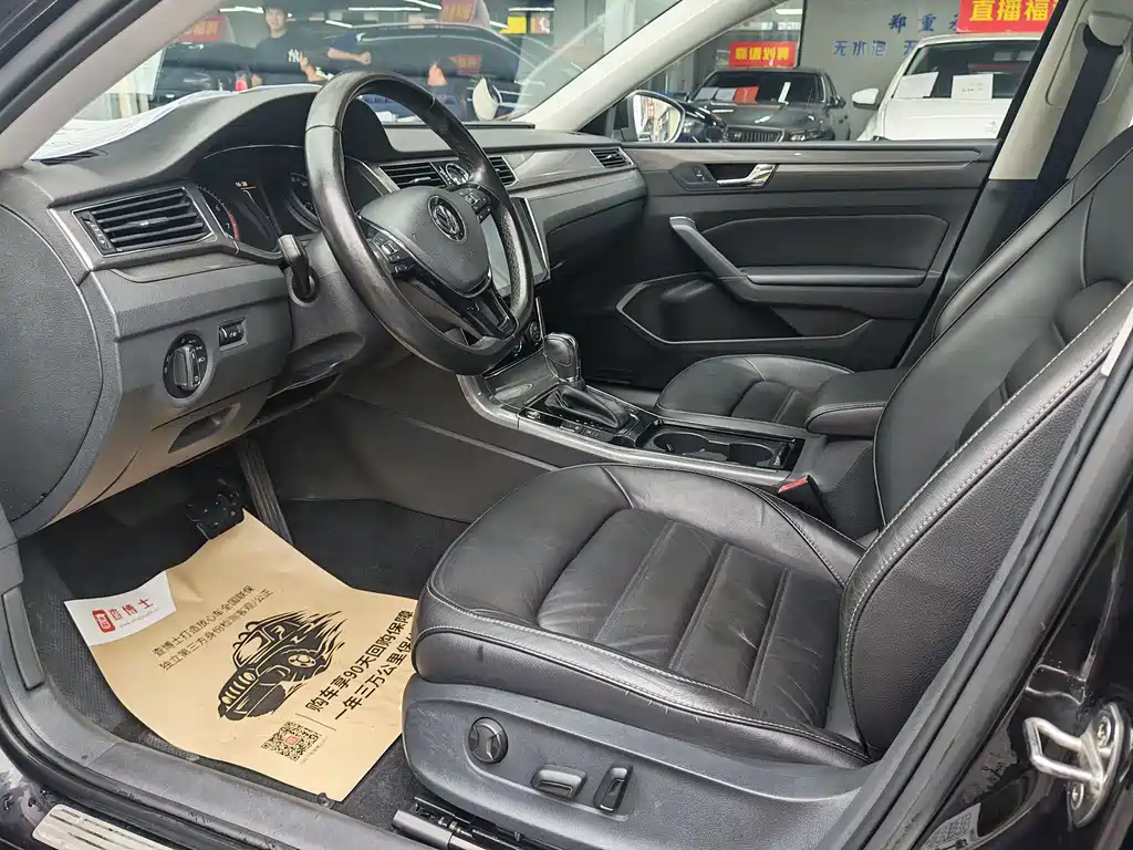 Passat 330 TSI DSG Honored