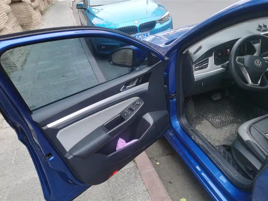 Bora 200 TSI DSG Smart Travel PRO