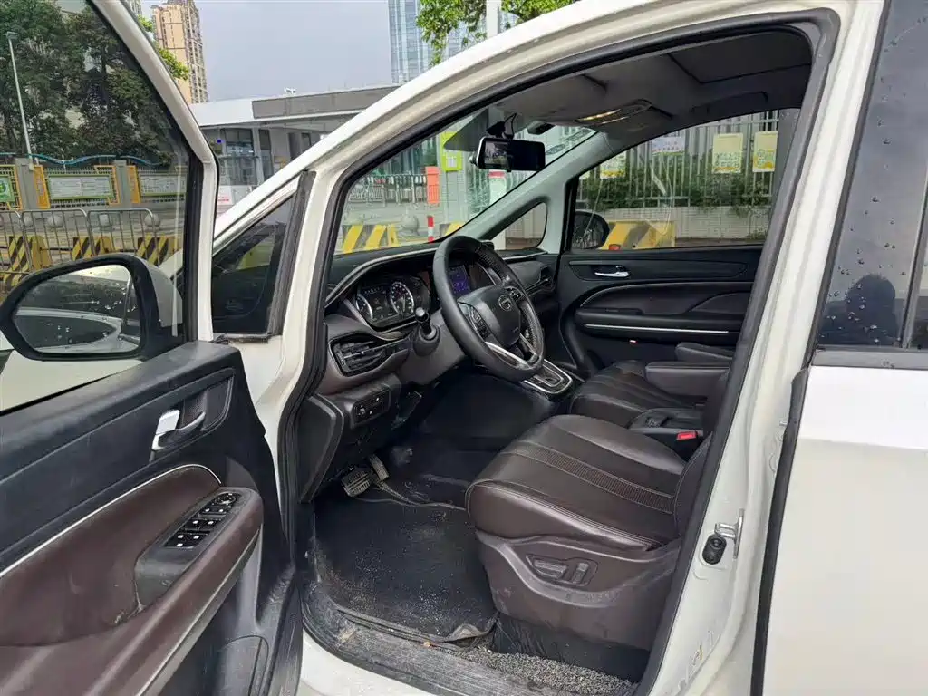 GAC Trumpchi M6 270 T Auto Premium (7-seat) CN-V
