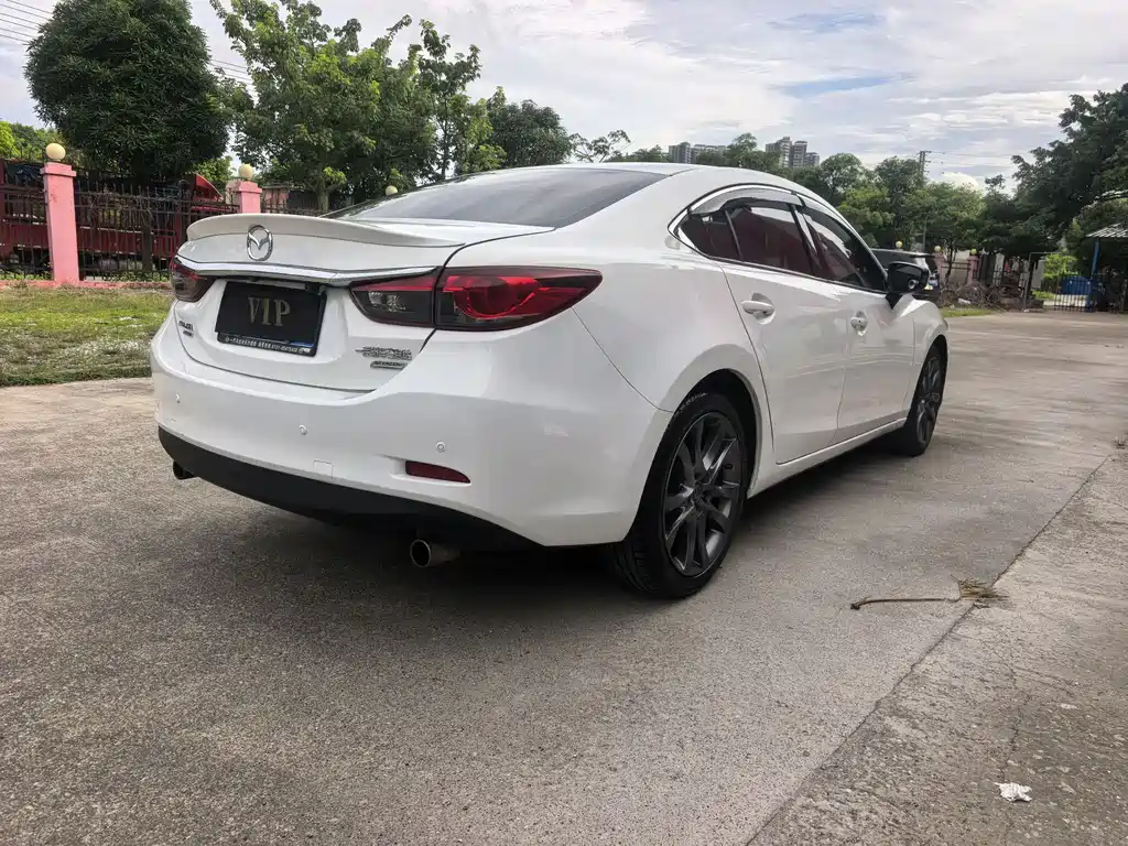 Atenza 2.5 L Blue Sky Supreme